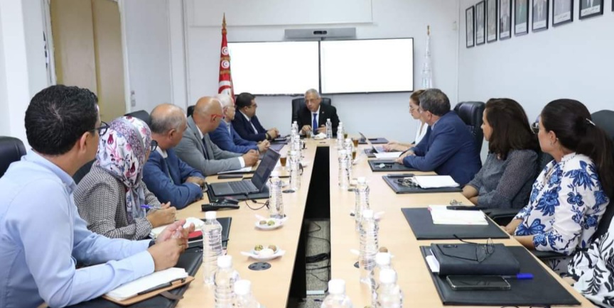 وزير الصحة يدعو إلى زيادة وتيرة التزود بالأدوية لتلبية حاجيات المواطنين